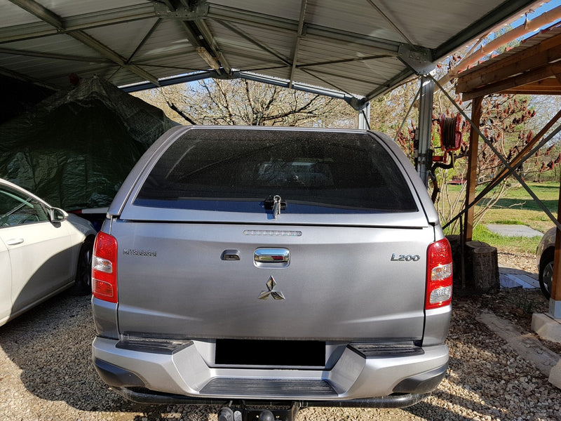 Linextras Starlux – Hard top in vetroresina Mitsubishi L200 / Triton 2015–2019 Double Cab senza finestrini laterali – foto 6