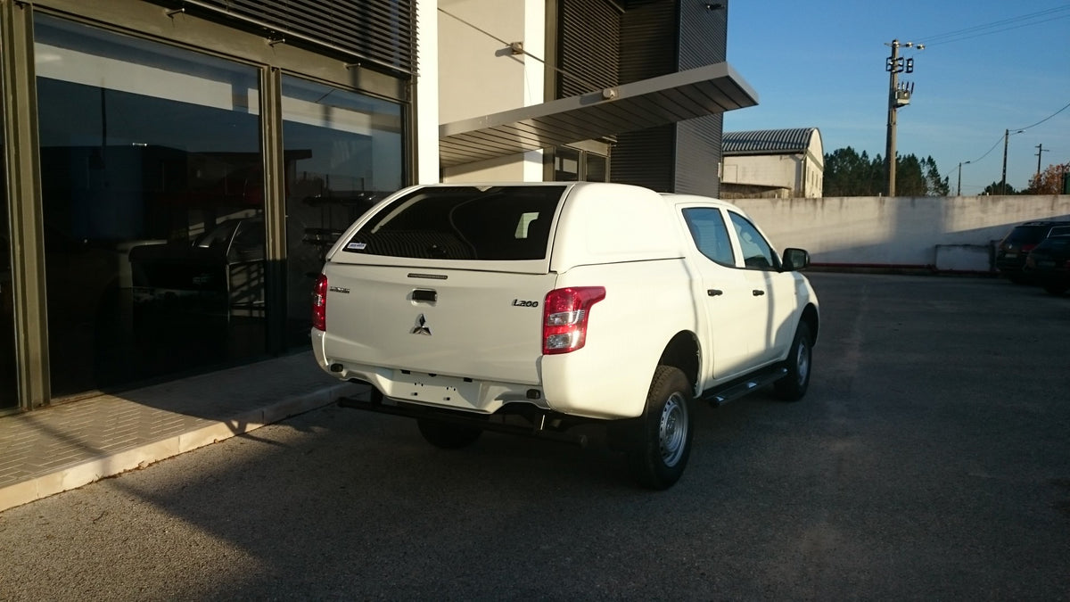 Linextras Starlux – Hard top in vetroresina Mitsubishi L200 / Triton 2015–2019 Double Cab senza finestrini laterali – foto 7