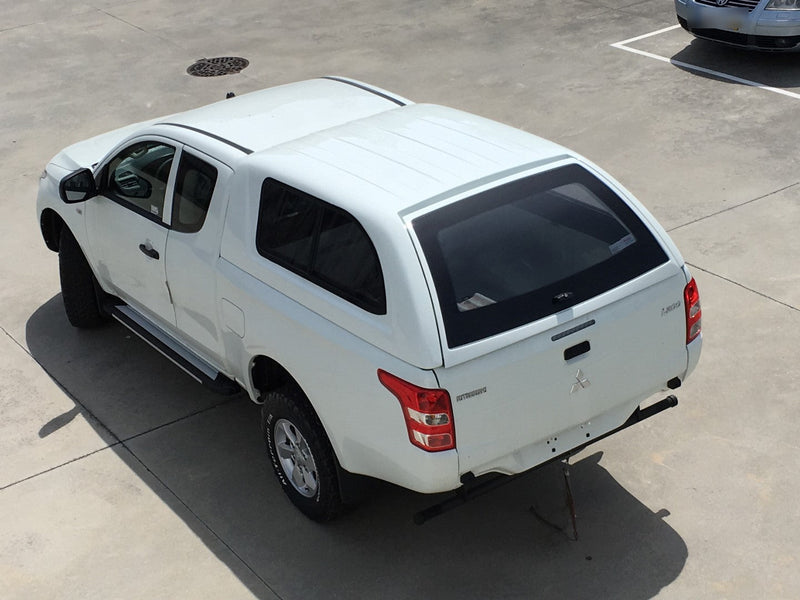 Linextras Starlux – Hard top in vetroresina Mitsubishi L200 / Triton 2015–2019 Extra Cab con finestrini laterali – foto 5