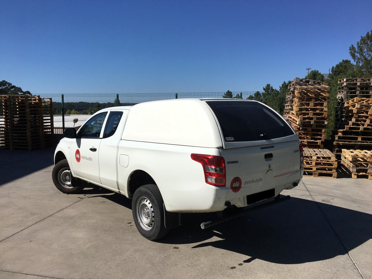 Linextras Starlux – Hard top in vetroresina Mitsubishi L200 / Triton 2015–2019 Extra Cab senza finestrini laterali – foto 2