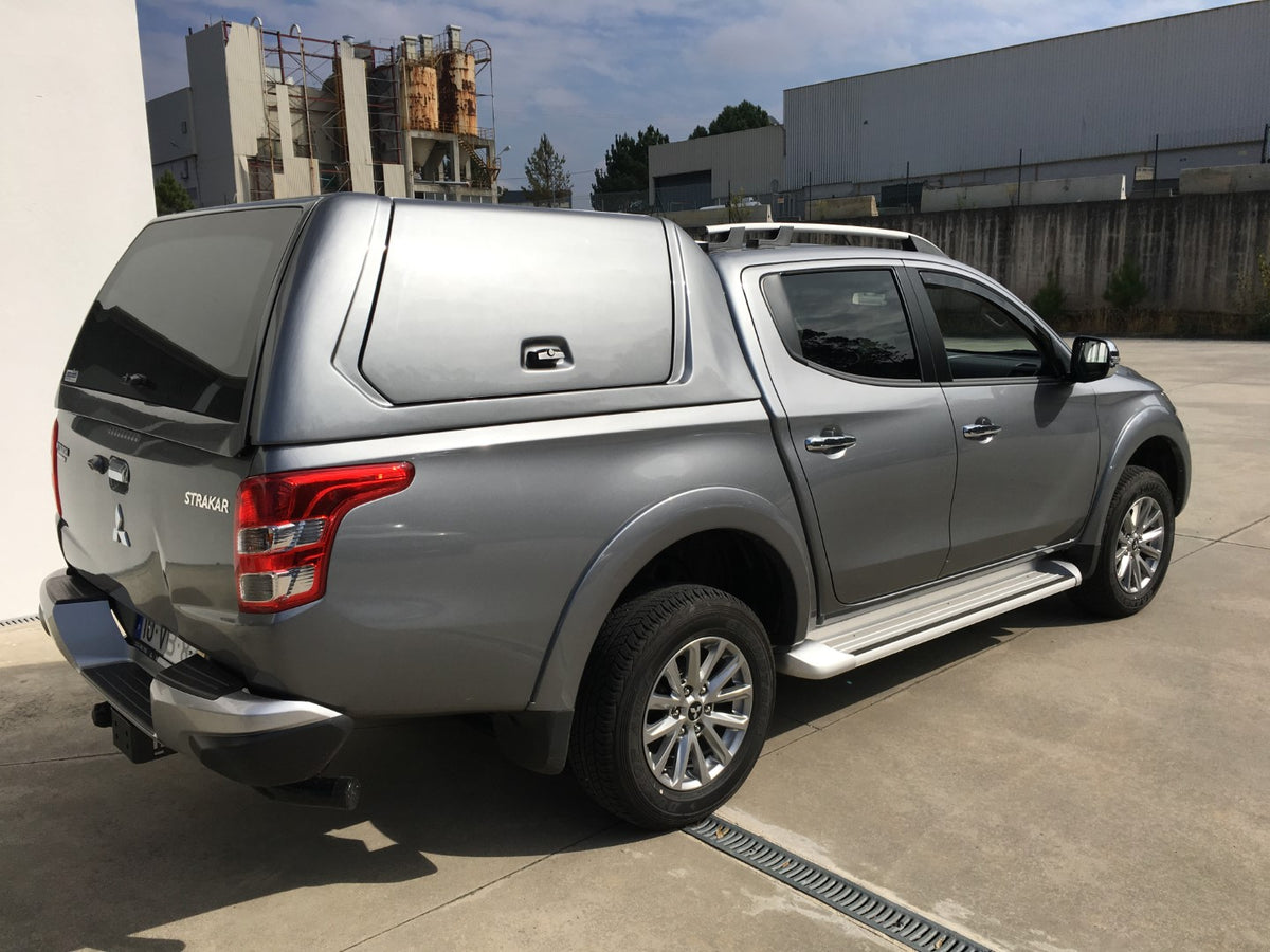 Linextras Starflex – Hard top in vetroresina Mitsubishi L200 / Triton 2015–2019 Double Cab con portelli laterali – foto 2