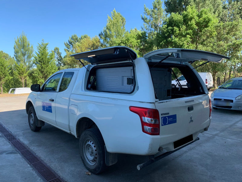 Linextras Starflex – Hard top in vetroresina Mitsubishi L200 / Triton 2015–2019 Extra Cab con portelli laterali – foto 6