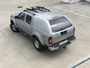 Linextras Starlux – Hard top in vetroresina Nissan Navara D22 2002–2005 Double Cab senza finestrini laterali – foto 1