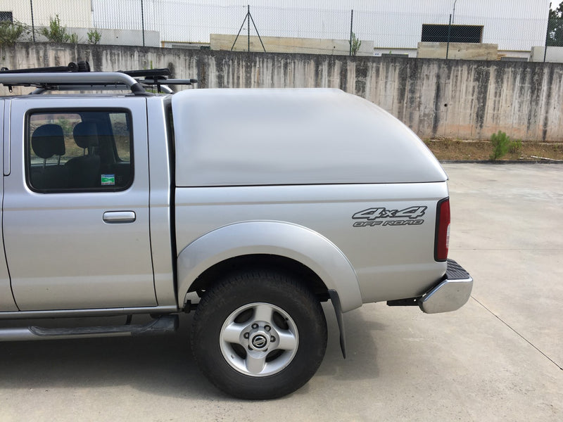 Linextras Starlux – Hard top in vetroresina Nissan Navara D22 2002–2005 Double Cab senza finestrini laterali – foto 8