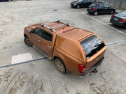 Linextras Starlux – Hard top in vetroresina Nissan Navara NP300 D23 2016+ Double Cab senza finestrini laterali – foto 2