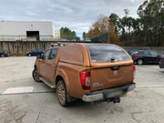 Linextras Starlux – Hard top in vetroresina Nissan Navara NP300 D23 2016+ Double Cab senza finestrini laterali – foto 3