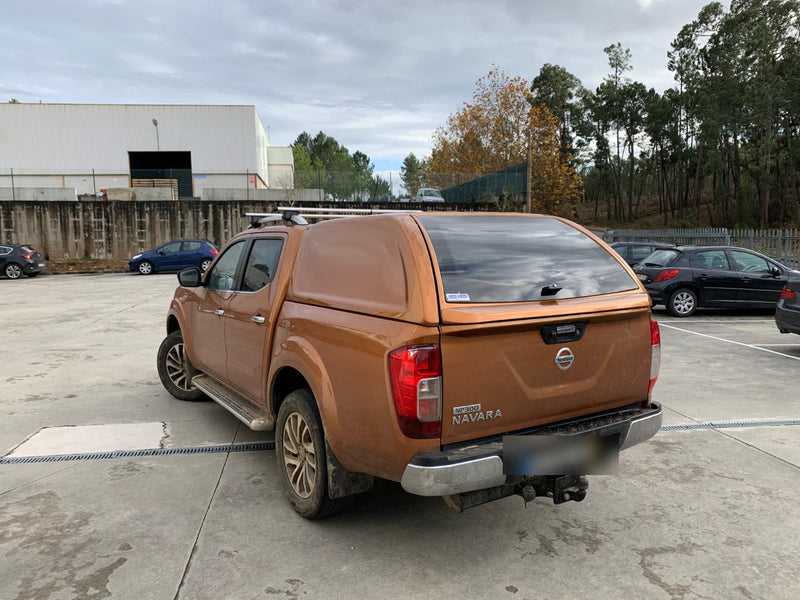 Linextras Starlux – Hard top in vetroresina Nissan Navara NP300 D23 2016+ Double Cab senza finestrini laterali – foto 3