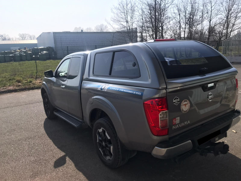 Linextras Starlux – Hard top in vetroresina Nissan Navara NP300 D23 2016+ Extra Cab con finestrini laterali – foto 3