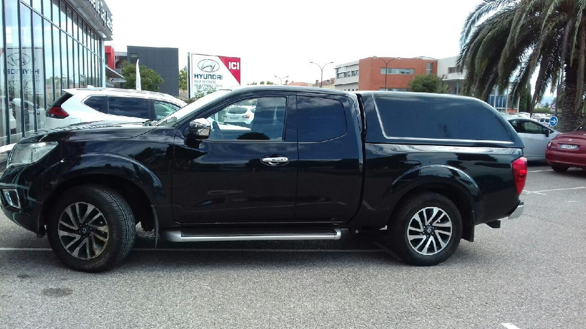 Linextras Starlux – Hard top in vetroresina Nissan Navara NP300 D23 2016+ Extra Cab senza finestrini laterali – foto 4