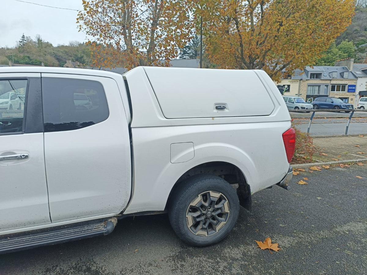 Linextras Starflex – Hard top in vetroresina Nissan Navara NP300 D23 2016+ Extra Cab con portelli laterali – foto 3