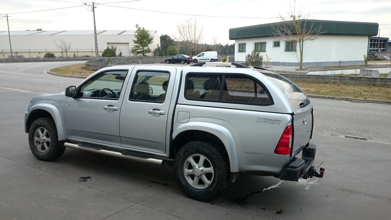 Linextras Starlux – Hard top in vetroresina Isuzu D-Max 2007–2012 Double Cab con finestrini laterali – foto 1
