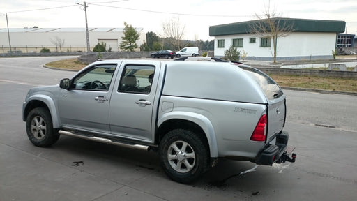 Linextras Starlux – Hard top in vetroresina Isuzu D-Max 2007–2012 Double Cab senza finestrini laterali – foto 1