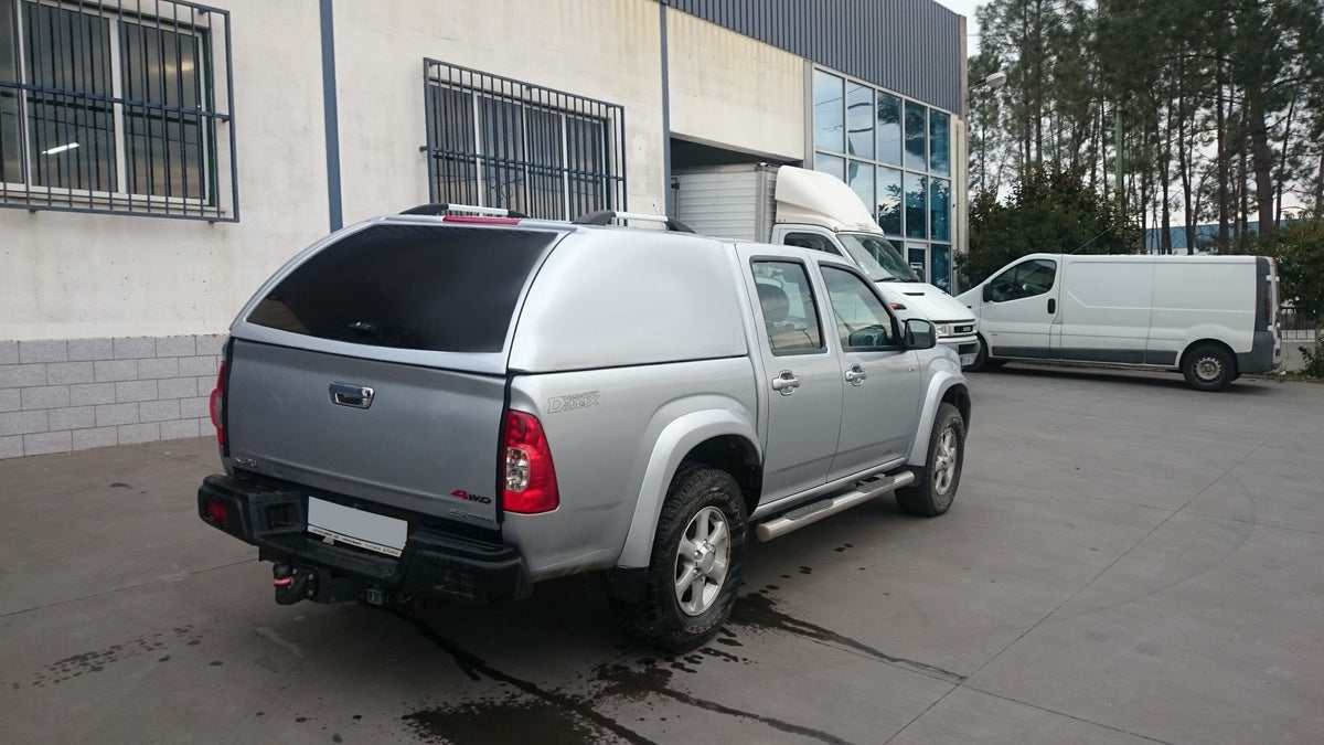 Linextras Starlux – Hard top in vetroresina Isuzu D-Max 2007–2012 Double Cab senza finestrini laterali – foto 3