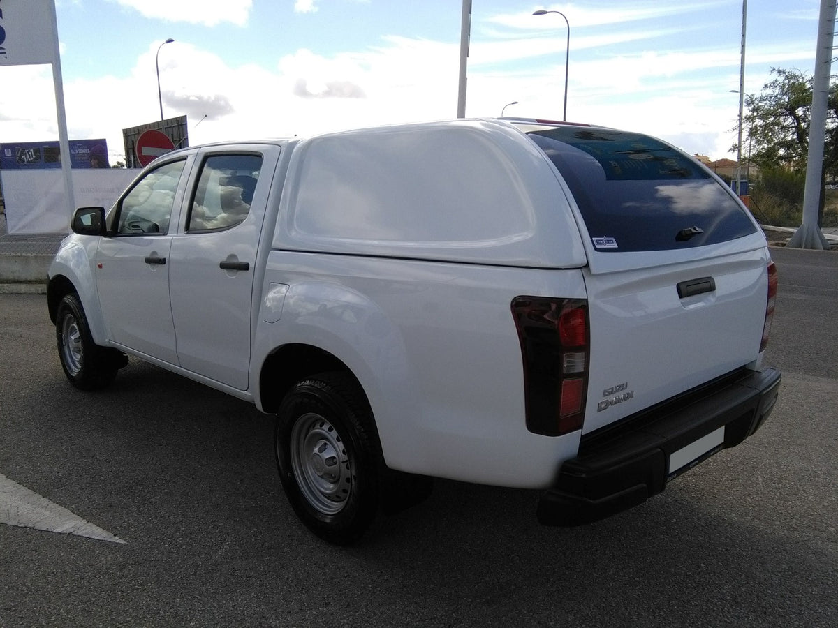 Linextras Starlux – Hard top in vetroresina Isuzu D-Max 2017–2020 Double Cab senza finestrini laterali – foto 1
