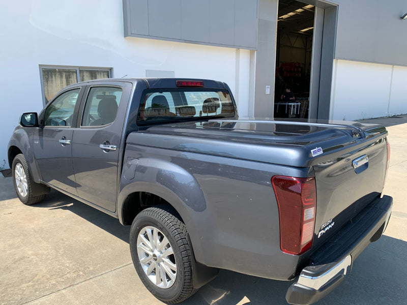 Linextras Sport-Lid X-Line III – Copertura rigida cassone Isuzu D-Max 2017–2020 Double Cab – foto 1