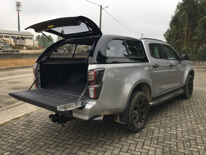 Linextras Starlux – Hard top in vetroresina Isuzu D-Max 2020–2024 Double Cab con finestrini laterali – foto 8