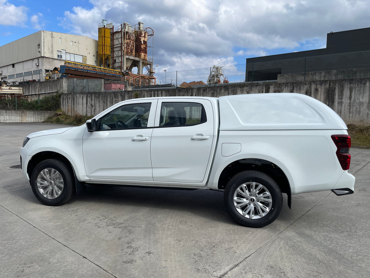 Linextras Starlux – Hard top in vetroresina Isuzu D-Max 2020–2024 Double Cab senza finestrini laterali – foto 5