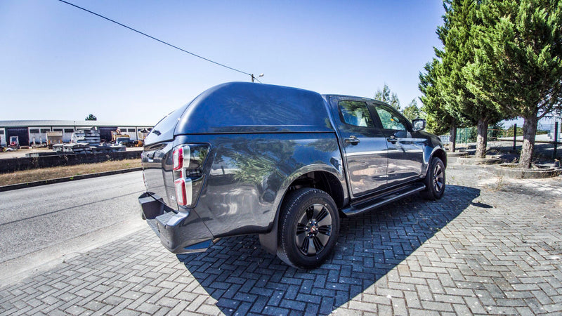 Linextras Starlux – Hard top in vetroresina Isuzu D-Max 2020–2024 Double Cab senza finestrini laterali – foto 6