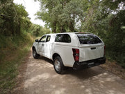 Linextras Starlux – Hard top in vetroresina Isuzu D-Max 2020–2024 Extra Cab con finestrini laterali – foto 1