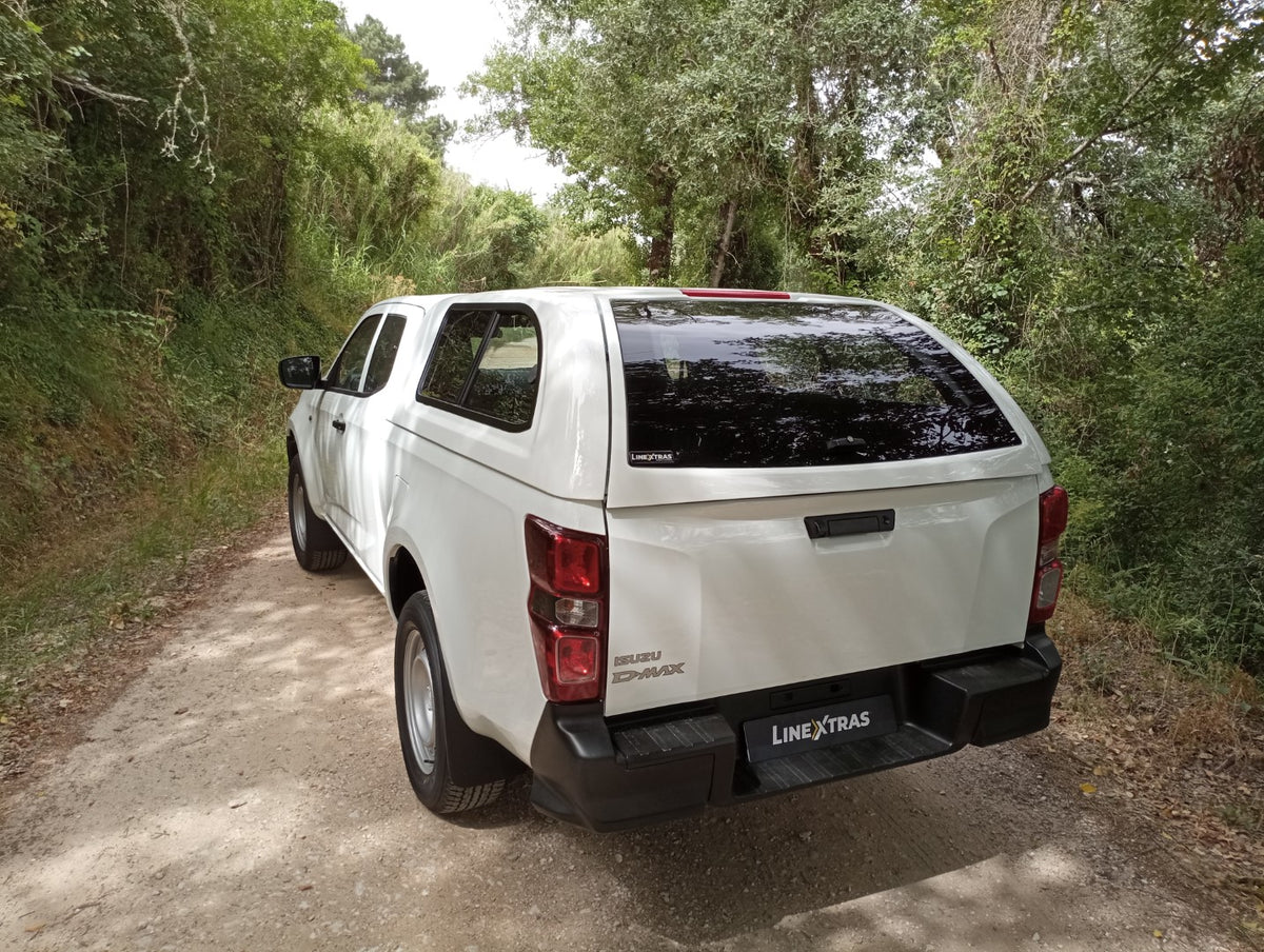Linextras Starlux – Hard top in vetroresina Isuzu D-Max 2020–2024 Extra Cab con finestrini laterali – foto 2