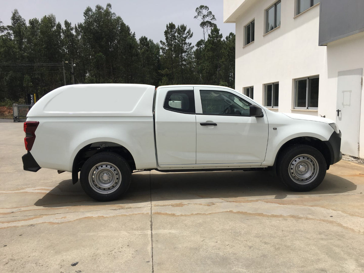Linextras Starlux – Hard top in vetroresina Isuzu D-Max 2020–2024 Extra Cab senza finestrini laterali – foto 4