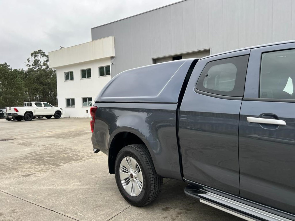 Linextras Starlux – Hard top in vetroresina Isuzu D-Max 2020–2024 Extra Cab senza finestrini laterali – foto 5