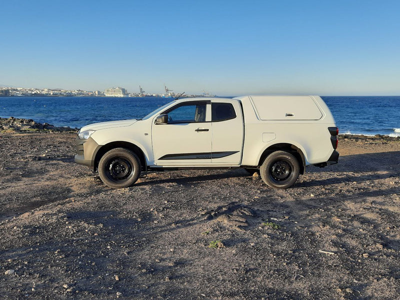 Linextras Starflex – Hard top in vetroresina Isuzu D-Max 2020–2024 Extra Cab con portelli laterali – foto 8