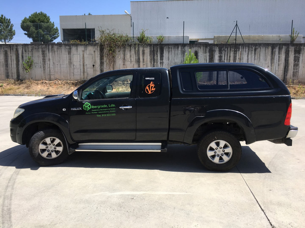 Linextras Starlux – Hard top in vetroresina Toyota Hilux Vigo 2005–2010 Extra Cab con finestrini laterali – foto 4