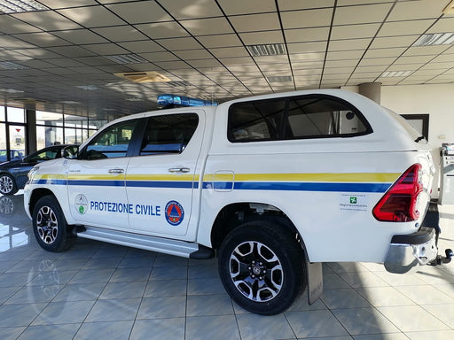 Linextras Starlux – Hard top in vetroresina Toyota Hilux Revo 2015–2020 Double Cab con finestrini laterali – foto 1