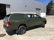 Linextras Starlux – Hard top in vetroresina Toyota Hilux Revo 2015–2020 Double Cab senza finestrini laterali – foto 5
