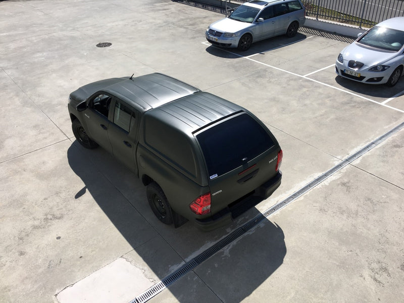 Linextras Starlux – Hard top in vetroresina Toyota Hilux Revo 2015–2020 Double Cab senza finestrini laterali – foto 6