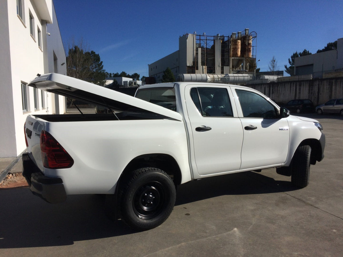 Linextras Sport-Lid X-Line III – Copertura rigida cassone Toyota Hilux Revo 2015–2020 Double Cab – foto 3