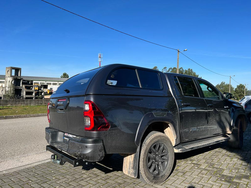 Linextras Starlux – Hard top in vetroresina Toyota Hilux Revo 2020–2025 Double Cab con finestrini laterali – foto 5