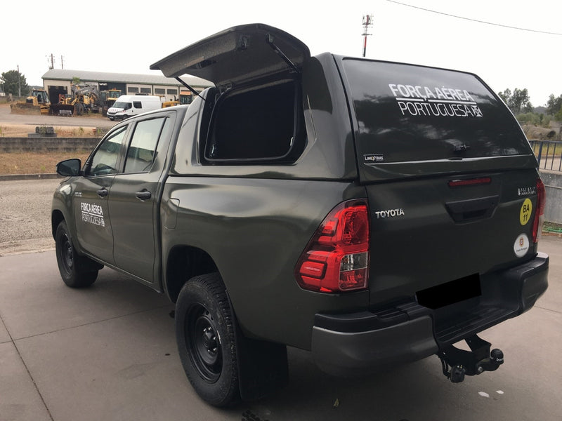 Linextras Starflex – Hard top in vetroresina Toyota Hilux Revo 2020–2025 Double Cab con portelli laterali – foto 2