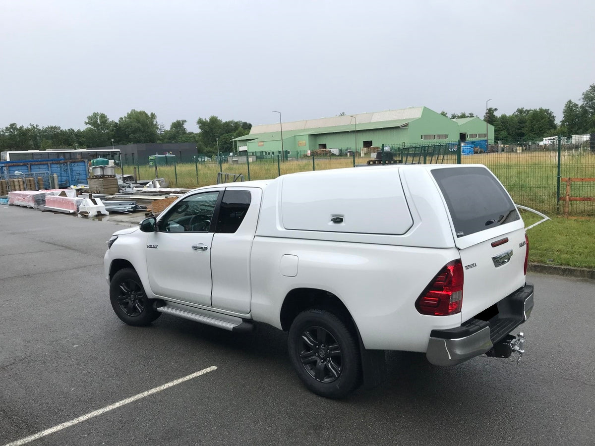 Linextras Starflex – Hard top in vetroresina Toyota Hilux Revo 2020–2025 Extra Cab con portelli laterali – foto 6