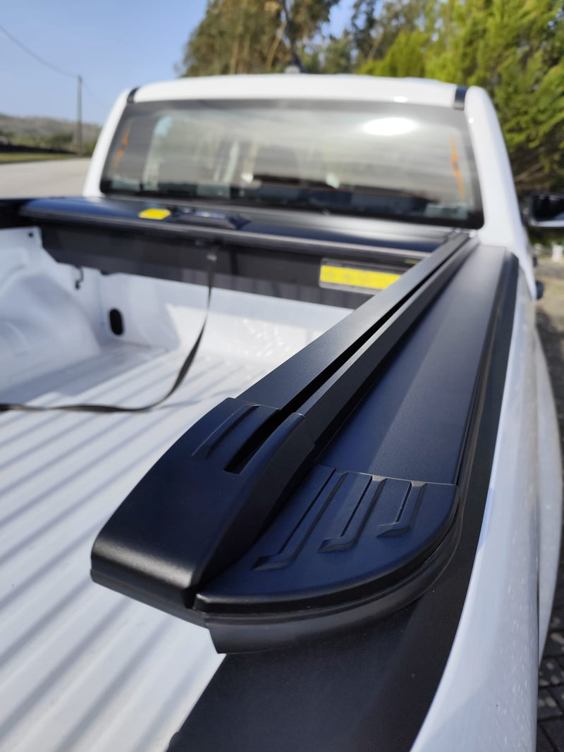 Linextras Top-Roll Line EVO manuale nero – Copertura avvolgibile cassone Volkswagen Amarok 2023+ Double Cab – foto 3
