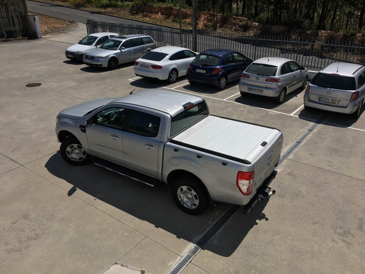 Linextras Top-Roll Line EVO manuale – Copertura avvolgibile cassone Ford Ranger 2015–2022 Double Cab – foto indicativa