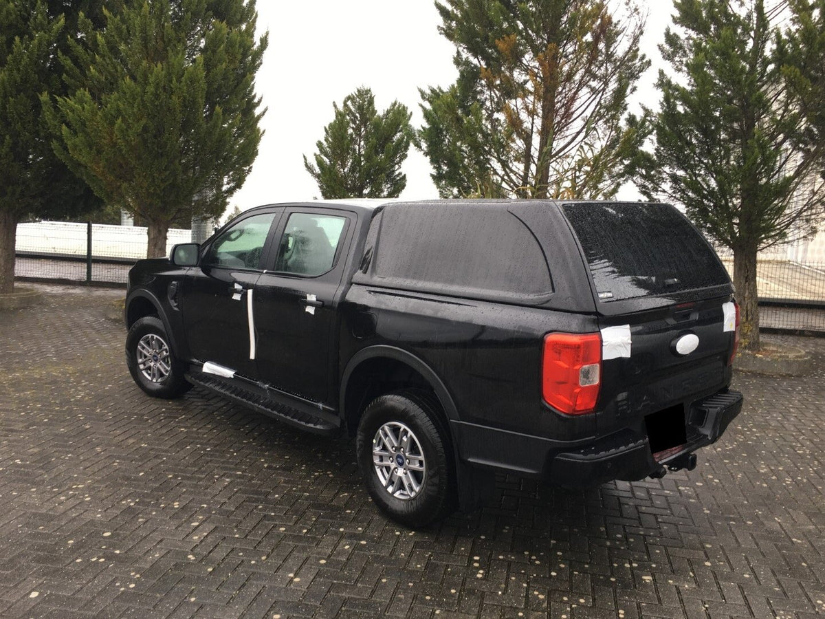 Linextras Starlux – Hard top in vetroresina Ford Ranger 2023+ Extra Cab senza finestrini laterali – foto indicativa