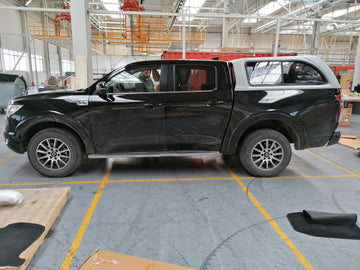 Linextras Starlux – Hard top in vetroresina GWM Poer / P-Series 2020+ Double Cab senza finestrini laterali