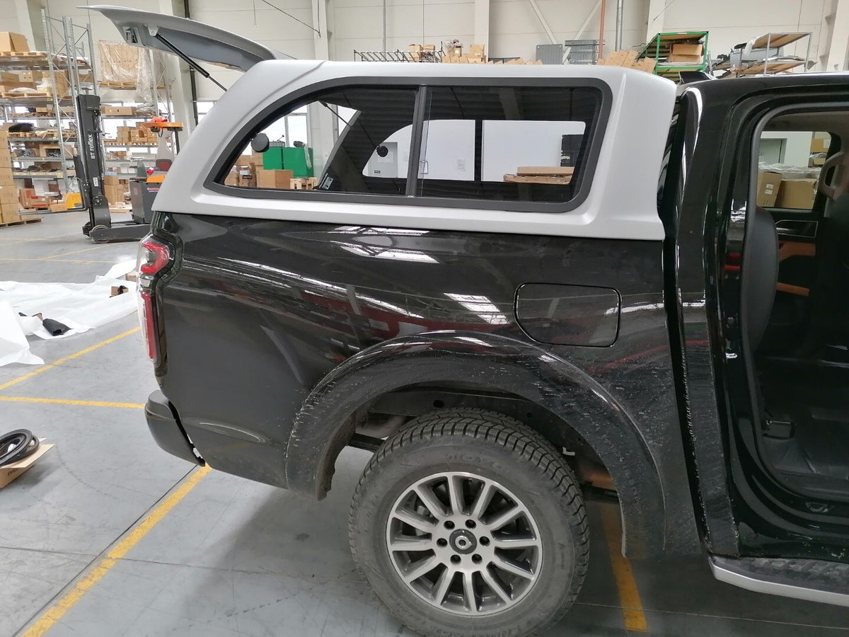 Linextras Starlux – Hard top in vetroresina GWM Poer / P-Series 2020+ Double Cab senza finestrini laterali – foto indicativa