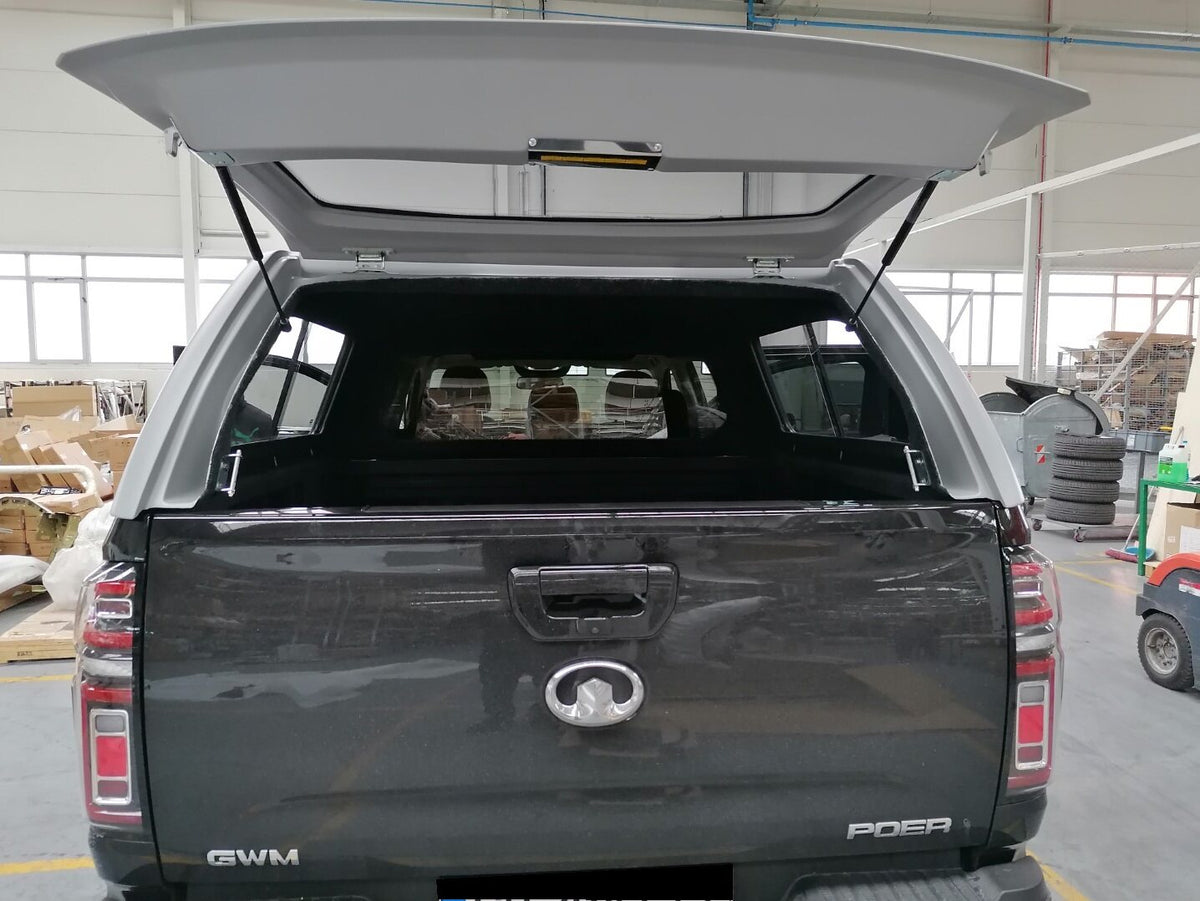 Linextras Starlux – Hard top in vetroresina GWM Poer / P-Series 2020+ Double Cab senza finestrini laterali – foto indicativa