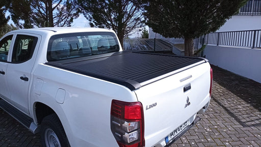 Linextras Top-Roll Line EVO manuale – Copertura avvolgibile cassone Mitsubishi L200 / Triton 2019+ Double Cab – foto indicativa