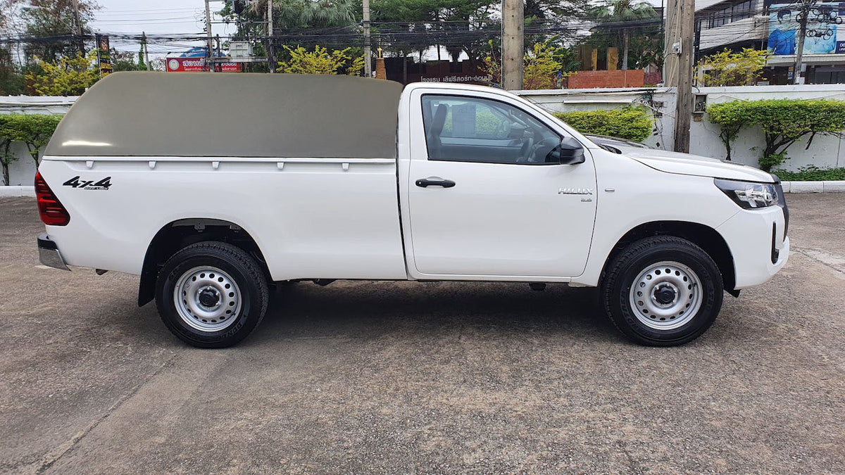 Linextras Starlux – Hard top in vetroresina Toyota Hilux Revo 2020–2025 Extra Cab senza finestrini laterali – foto indicativa