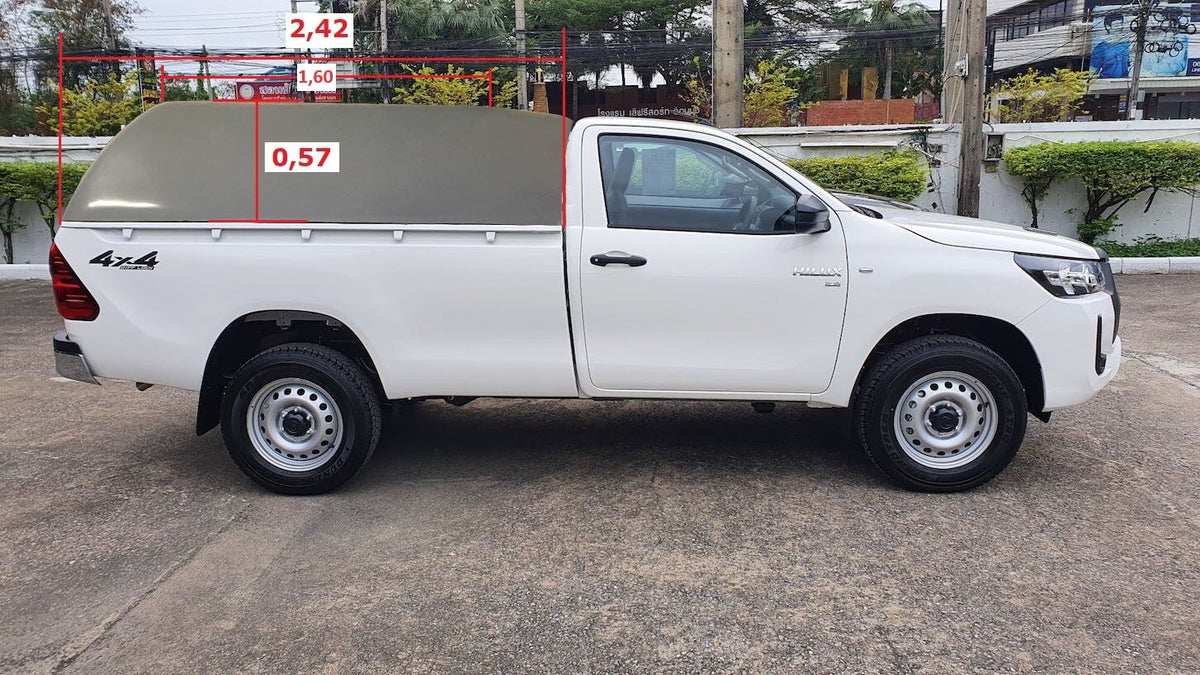 Linextras Starlux – Hard top in vetroresina Toyota Hilux Revo 2020–2025 Extra Cab senza finestrini laterali – foto indicativa