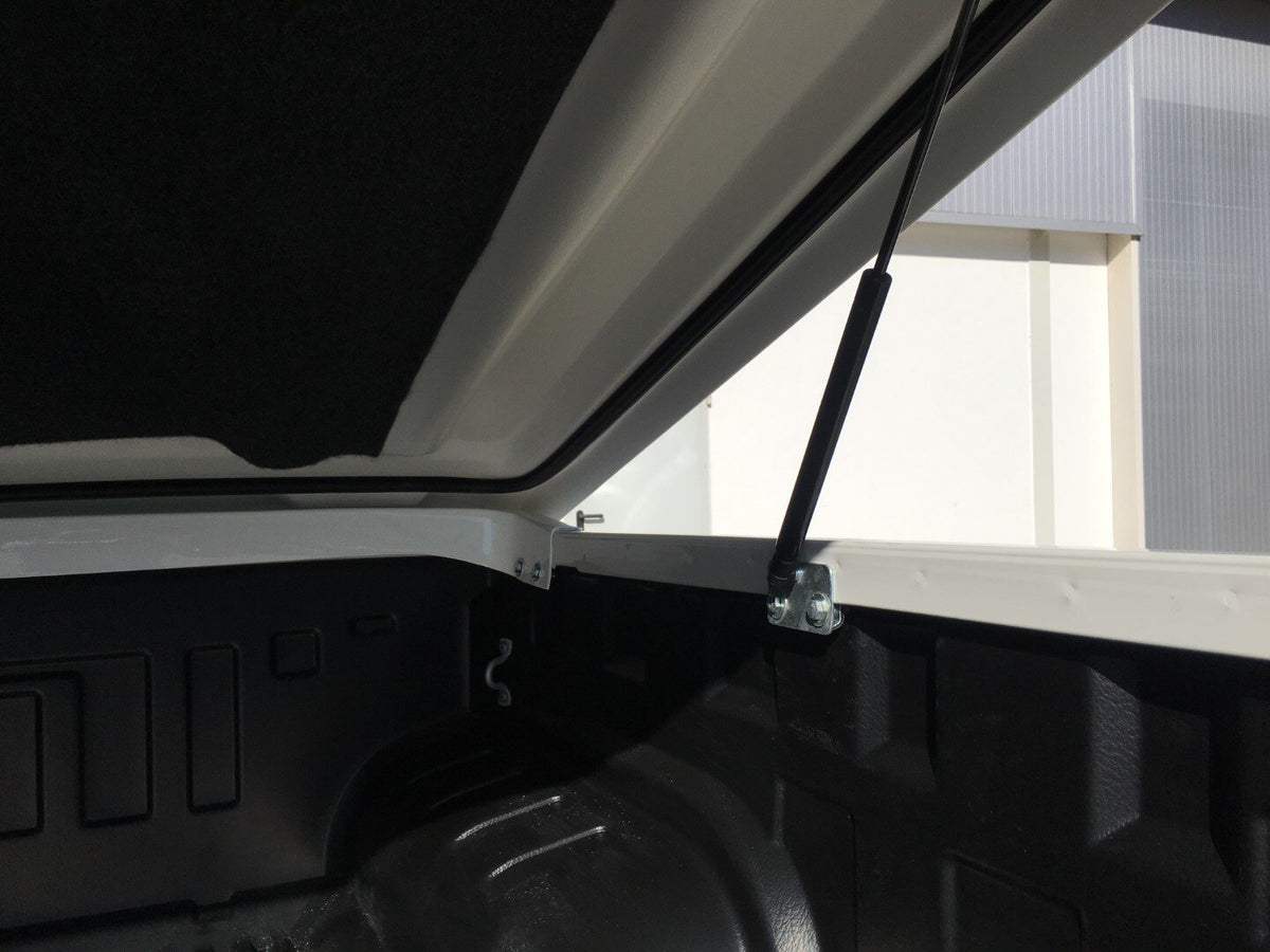 Linextras Sport-Lid X-Line III – Copertura rigida cassone Toyota Hilux Revo 2020–2025 Double Cab – foto indicativa