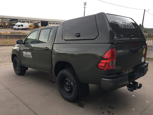Linextras Starflex – Hard top in vetroresina Toyota Hilux Revo 2020–2025 Double Cab senza portelli laterali – foto indicativa