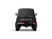Hard top RSI SmartCap EVO LC Defender per Toyota Land Cruiser 79 Double Cab, vista posteriore su sfondo bianco