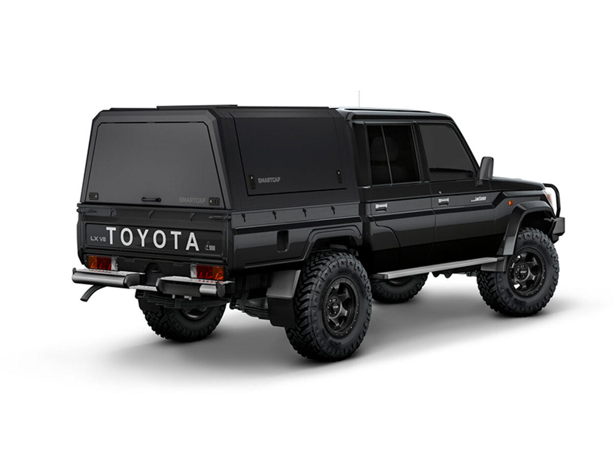 Hard top RSI SmartCap EVO LC Defender per Toyota Land Cruiser 79 Double Cab, vista posteriore 3/4 ravvicinata