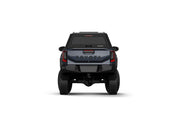 Hard top RSI SmartCap EVOa Adventure per Toyota Hilux 2026+ Double Cab, vista posteriore su sfondo bianco