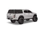 Hard top RSI SmartCap EVOc Commercial per Isuzu D-Max 2020+ Double Cab, vista posteriore 3/4 lato destro su sfondo bianco